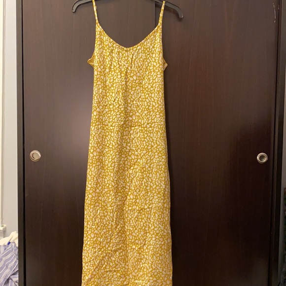 Roxy Dress - Picture 7 of 12